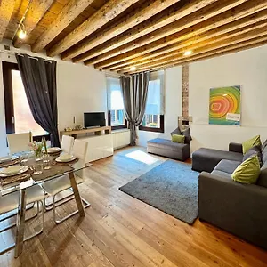 https://ca-emma.hotelinveneto.com