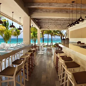 https://catalonia-royal-tulum.allrivieramayahotels.com